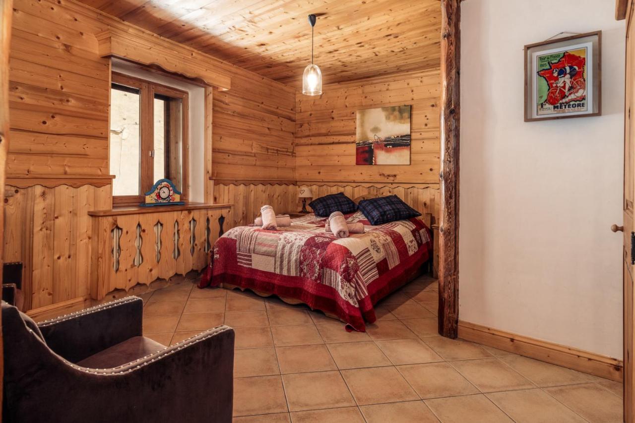 La Maison Des Cerries Hautecour  Εξωτερικό φωτογραφία