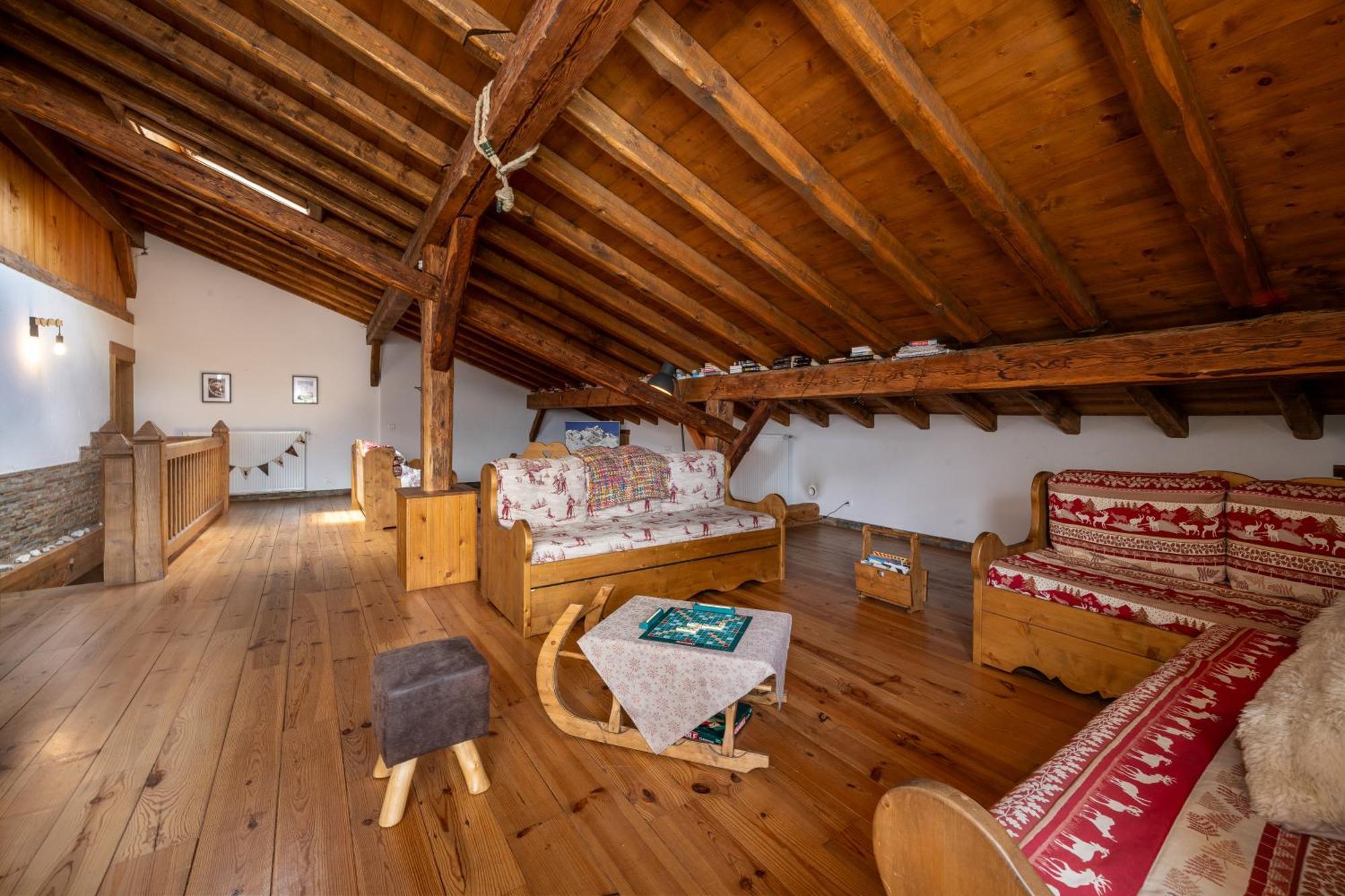 La Maison Des Cerries Hautecour  Εξωτερικό φωτογραφία
